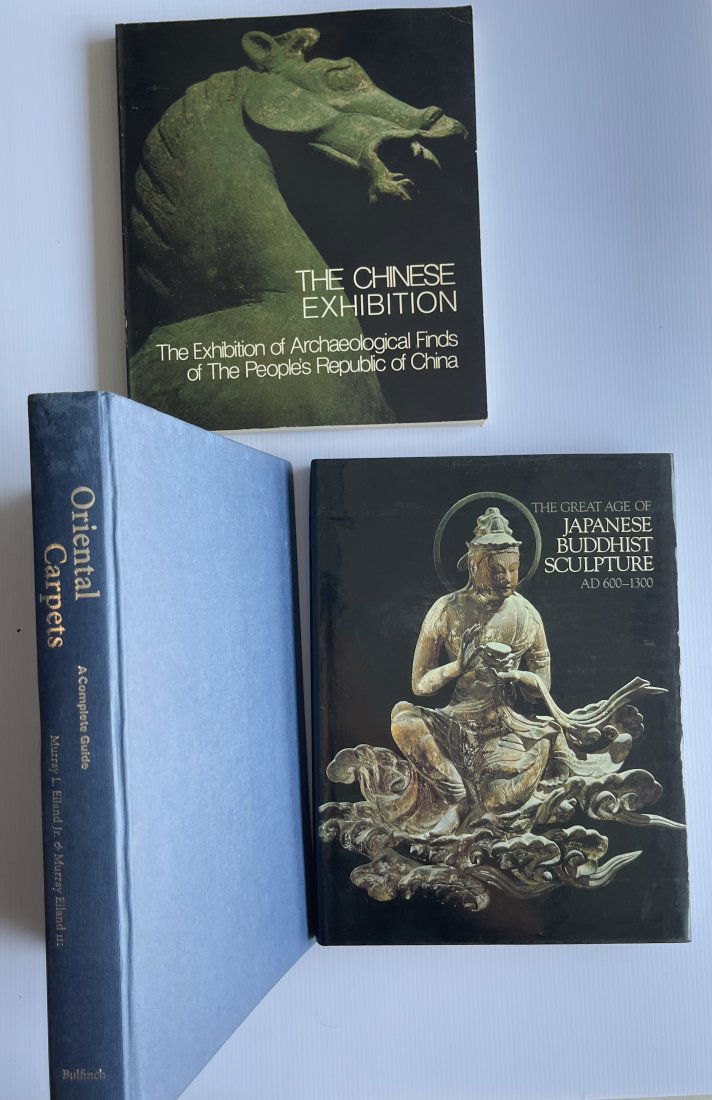 LOT OF THREE ORIENTAL ART BOOKS (1 of 4)