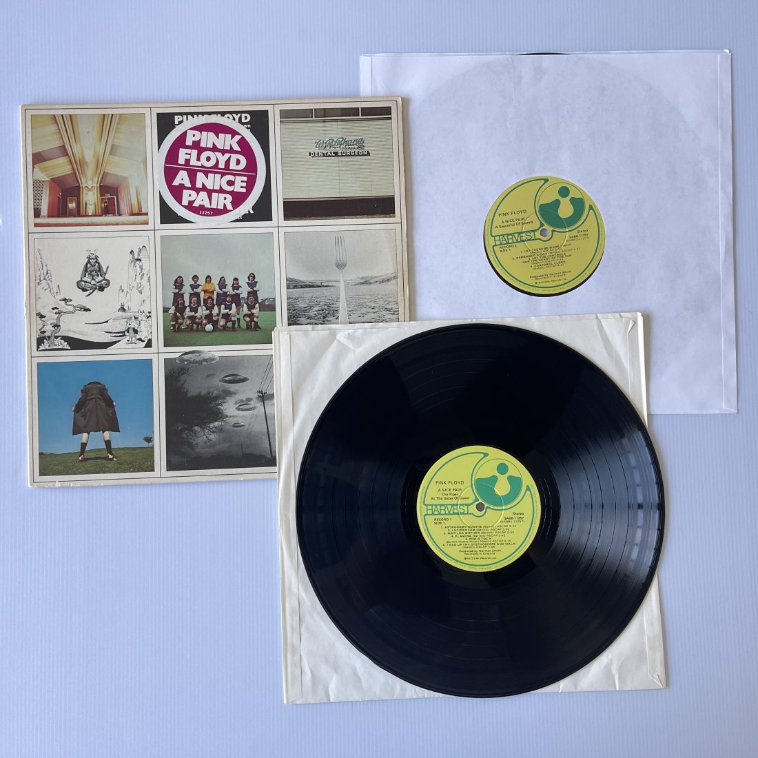 Pink Floyd â€“ A Nice Pair (1 of 1)