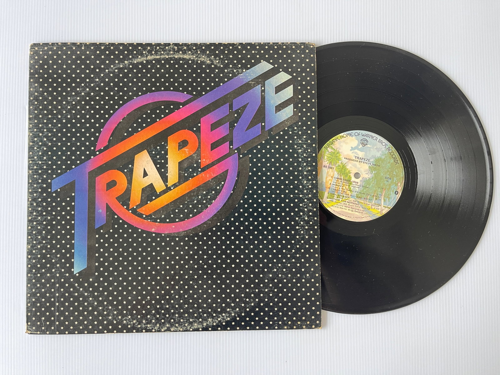 Trapeze - Trapeze: Trapeze - Trapeze Warner Bros. Records - BS 2887. English rock band formed in March 1969 in Cannock, Staffordshire. Members included, at various times: Mel Galley, Glenn Hughes, Dave Holland, Geoff Do