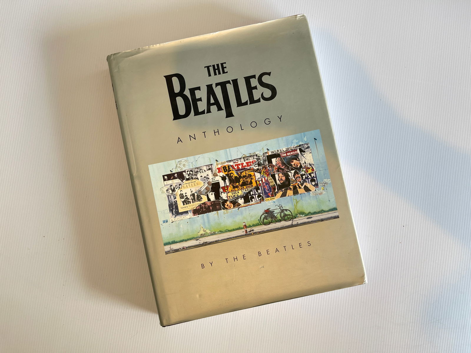 THE BEATLES ANTHOLOGY HARDCOVER (1 of 1)