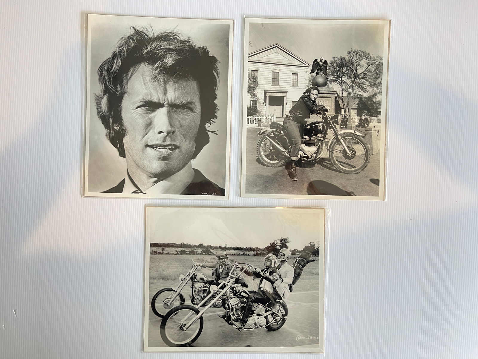 LEADING MEN PROMO SHOTS: LEADING MEN PROMO SHOTS WITH EASY RIDER, BRANDO, EASTWOOD - 8 X 10