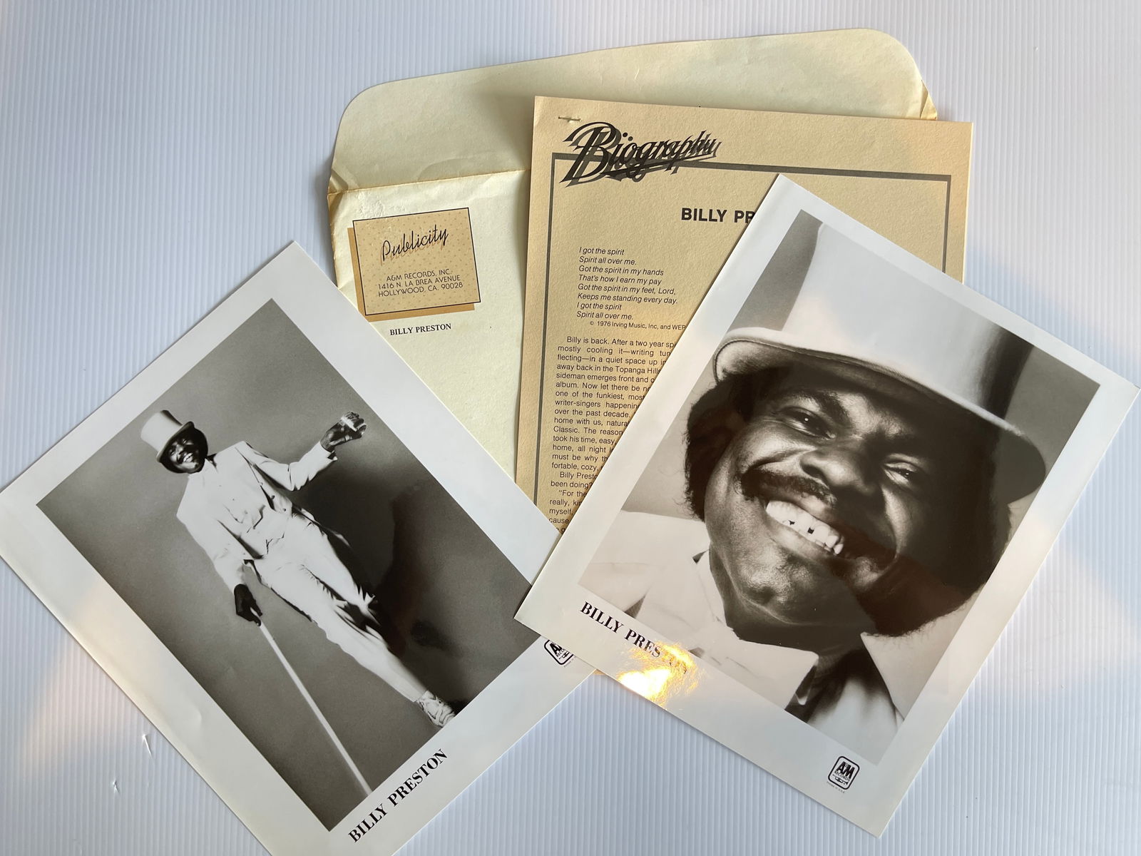BILLY PRESTON 1976 PRESS KIT: BILLY PRESTON 1976 PRESS KIT WITH ARTICLES AND 8 X 10 PHOTOS