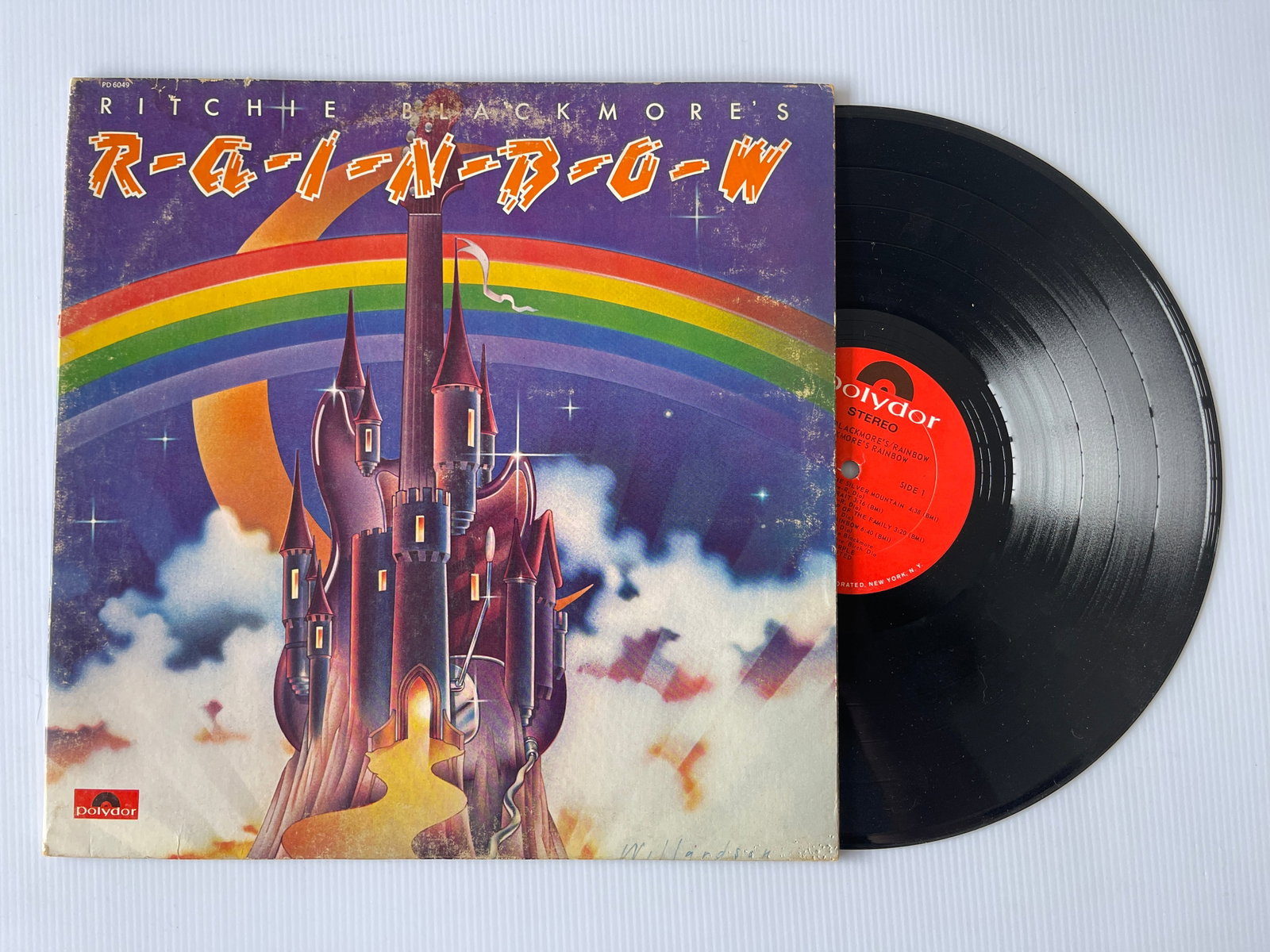 Rainbow - Ritchie Blackmore's Rainbow: Rainbow - Ritchie Blackmore's Rainbow Label: Polydor - PD 6049, Polydor - 2391 190 Format: Vinyl, LP, Album, Stereo, Gatefold Released: Aug 1975