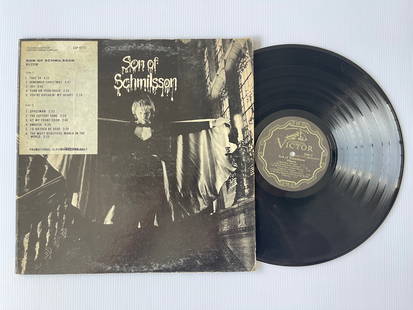 Nilsson - Son Of Schmilsson - PROMO: Nilsson - Son Of Schmilsson - PROMOLabel: RCA Victor - LSP-4717, RCA Victor - LSP 4717Format: Vinyl, LP, Album, Promo, GatefoldCountry: GermanyReleased: 1972Genre: Rock, PopStyle: Soft Rock, Pop Rock