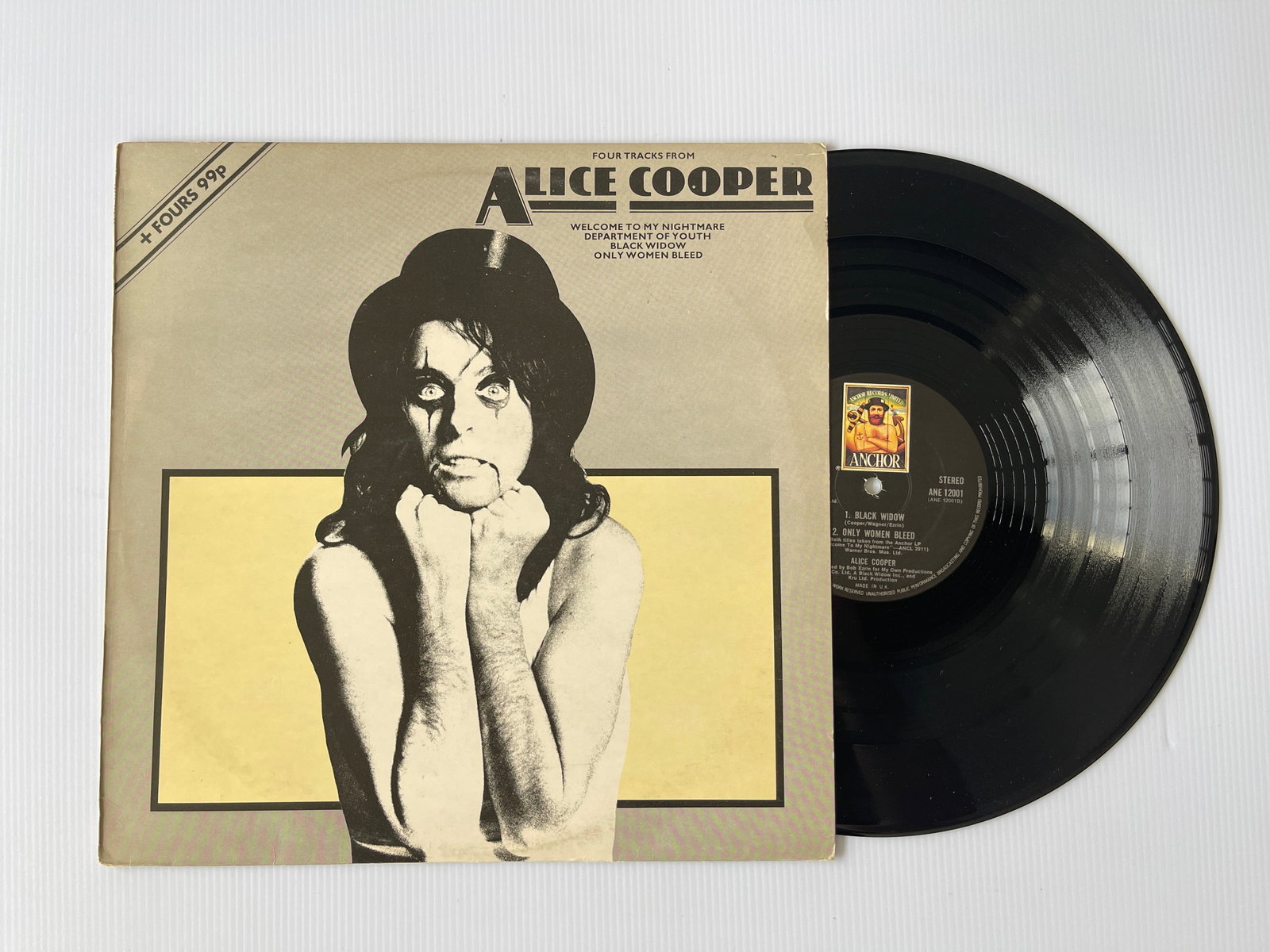 Alice Cooper - Four Tracks From Alice Cooper / Welcome To My Nightmare: Alice Cooper - Four Tracks From Alice Cooper / Welcome To My Nightmare Label: Anchor - ANE 12001 Series: + Fours - ANE 12001 Format: Vinyl, 12", 45 RPM, EP Country: UK Released: 1977
