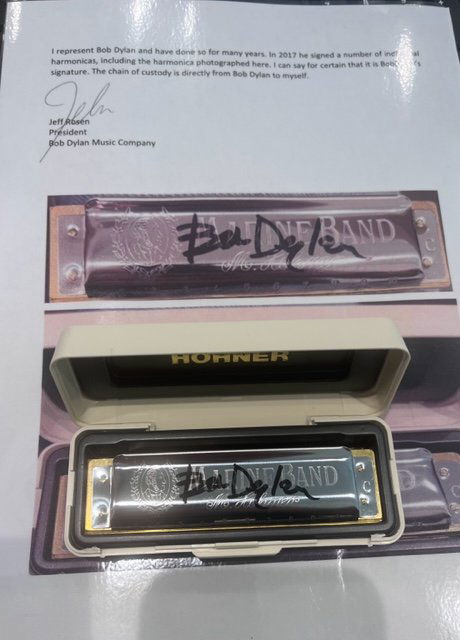 RARE - BOB DYLAN SIGNED HARMONICA (1 of 8)