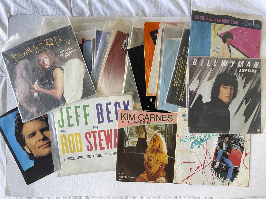 MYSTERY PACK OF 45S ! ! ! (1 of 1)