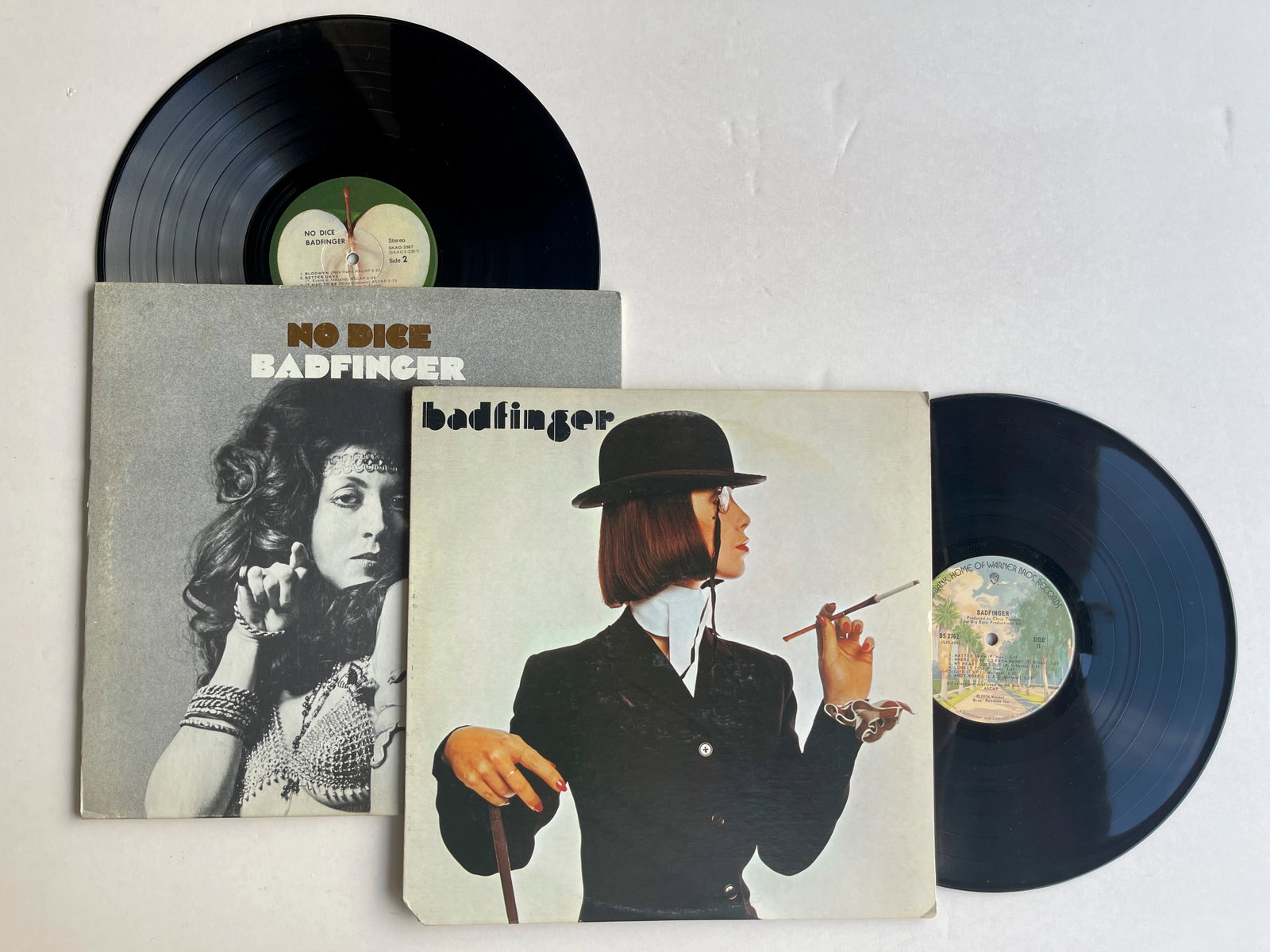 SET OF TWO BADFINGER ALBUMS: Badfinger - No Dice ON Apple Records - SKAO-3367 ($30 - $200). Badfinger - Badfinger ($15 - $30)