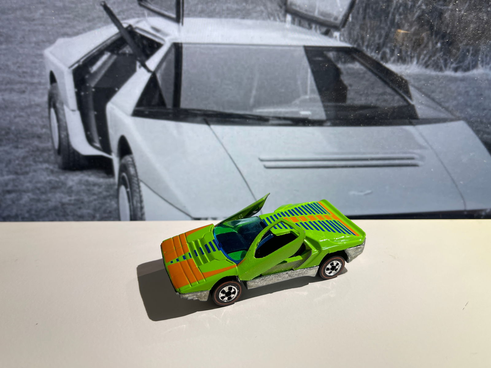 HOT WHEELS REDLINE CARABO 1969 HONG KONG (1 of 3)