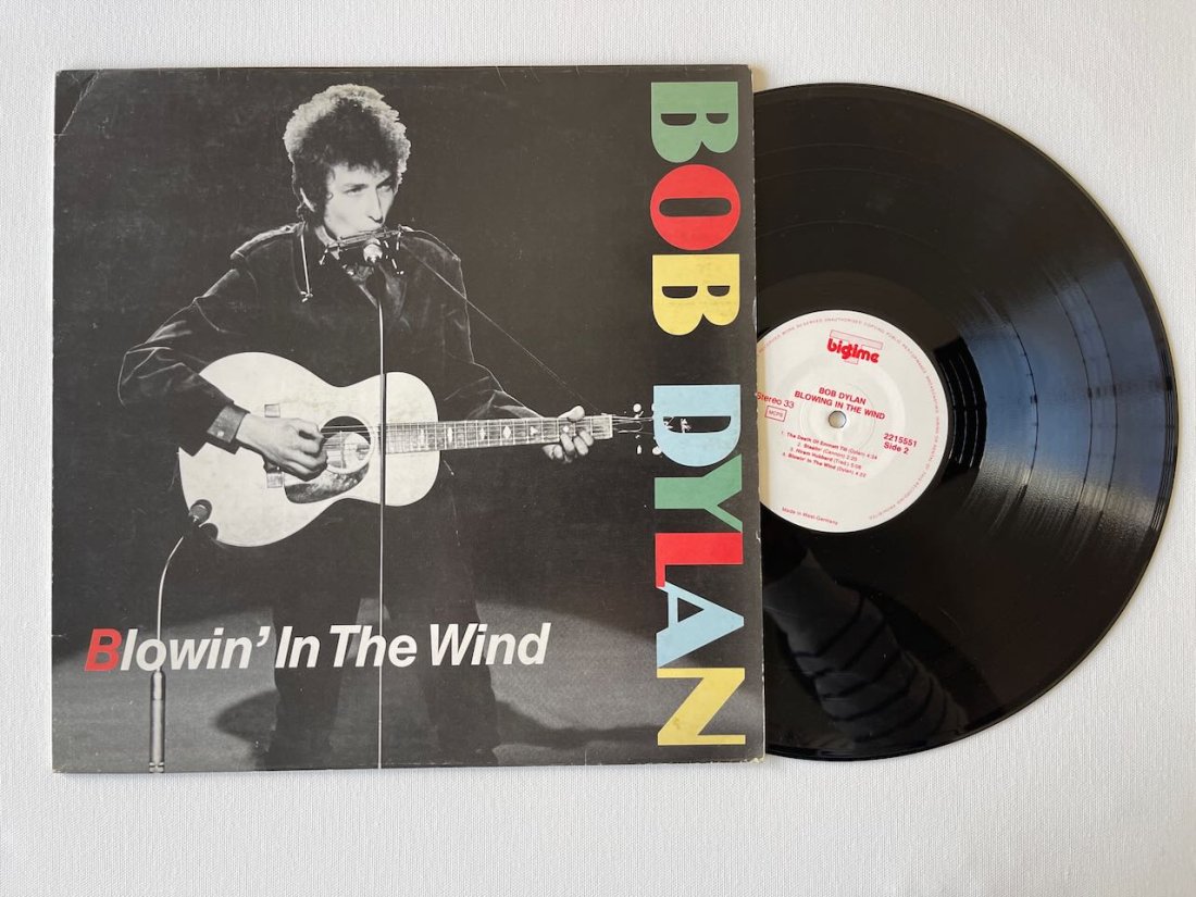 BOB DYLAN BOOTLEG #8 - BLOWIN' IN THE WIND (1 of 1)