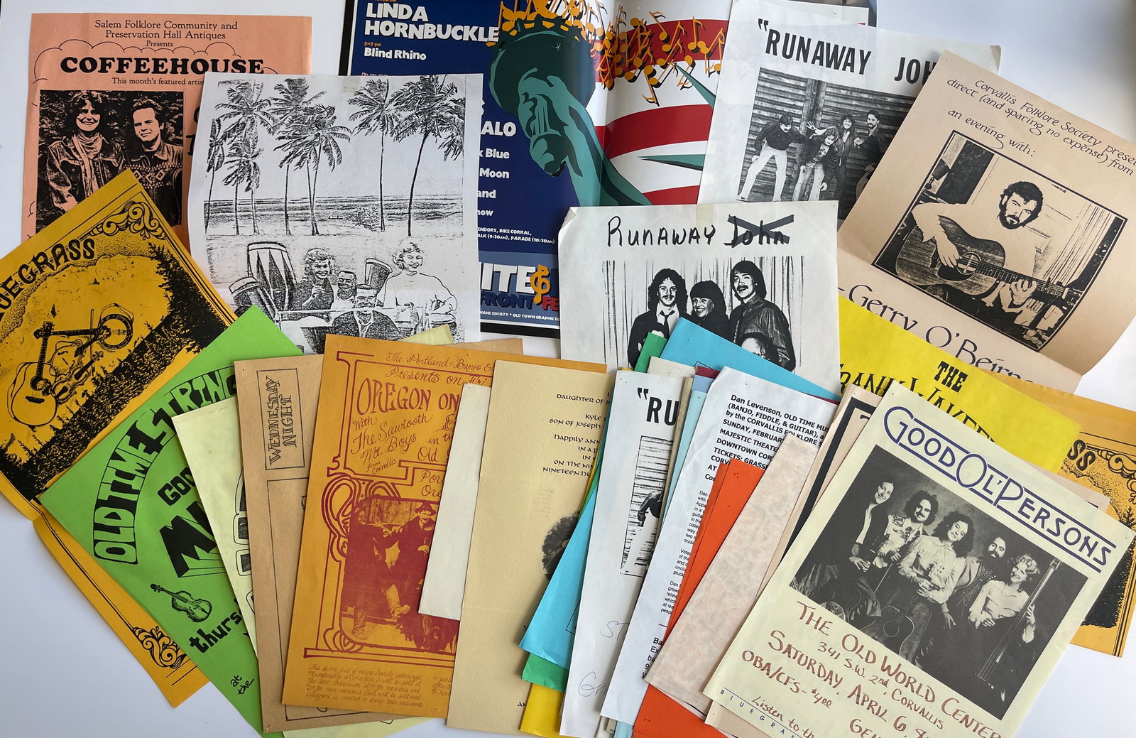 36 CONCERT FLYERS AND HANDBILLS FROM THE PNW (1 of 1)