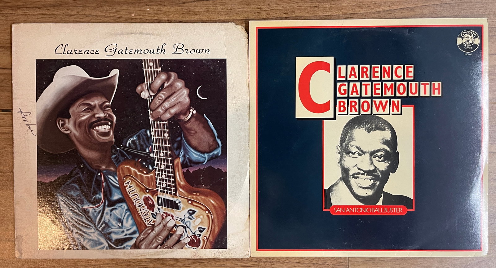CLARENCE GATEMOUTH BROWN SET - POSSIBLE SIGNATURE: CLARENCE GATEMOUTH BROWN SET - POSSIBLE SIGNATURE. can't confirm who it is signed by. owner states they got it during a radio station visit.