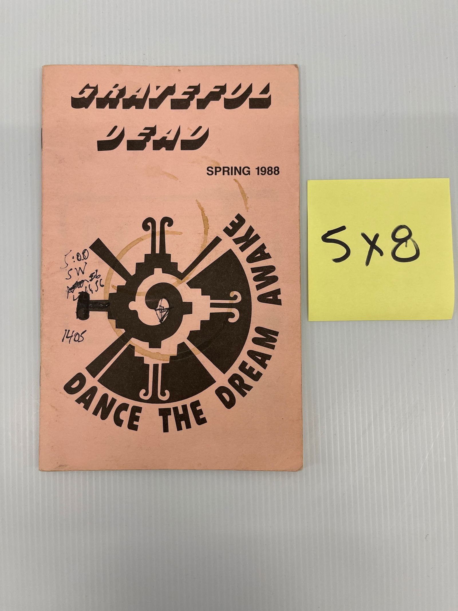 GRATEFUL DEAD SPRING 1988 CREW TOUR BOOK (1 of 4)
