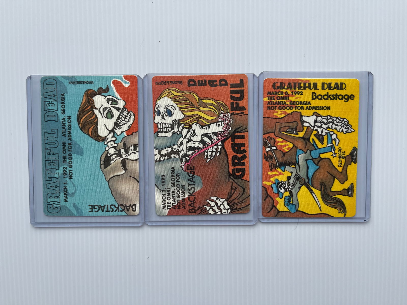 GRATEFUL DEAD BACKSTAGE PASSES - REONEGRO PUZZLE PIECES 1992 (1 of 1)