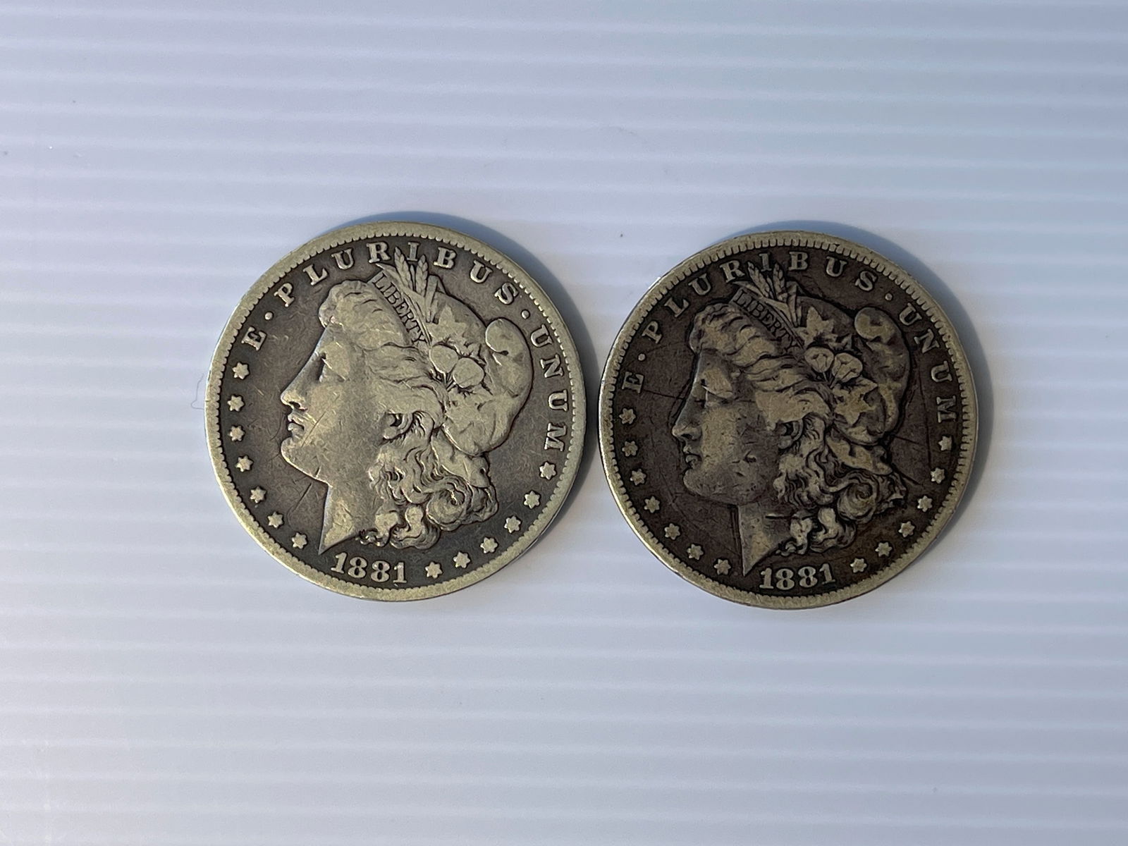 1881 SILVER DOLLAR SET (1 of 2)