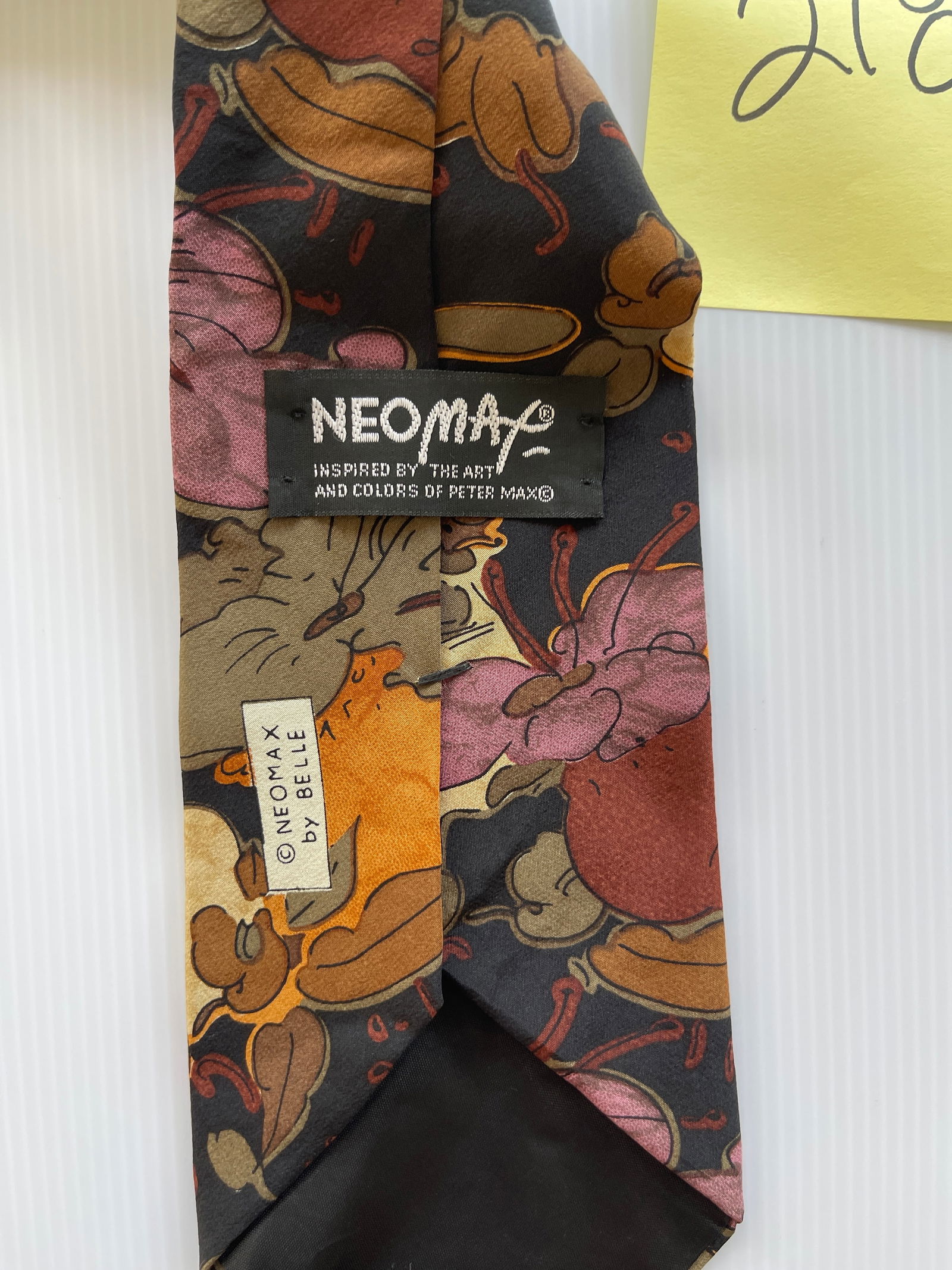 PETER MAX TIE: PETER MAX TIE. NEOMAX LINE BY BELLE. VINTAGE. O WNED BY PETER MAX BUSINESS PARTNER.