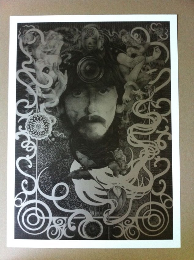 George Harrison - Harradine Silvertone Print: GEORGE HARRISON STEVE HARRADINE SPLIT FOUNTAIN. Performer: George Harrison by Steve Harradine. Size: 17 x 24. Edition Year: 2002. Printing Method: Offset. ! ! ! ! Art of Rock Number: BM035 ! ! ! For y