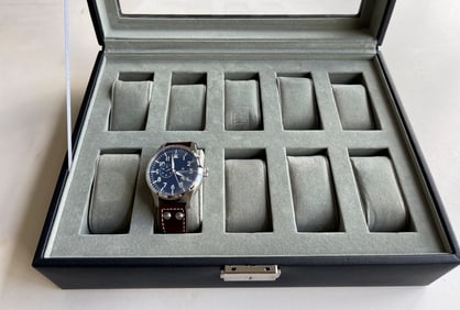 ALPHA SIERRA AM2 WATCH AND 10 WATCH DISPLAY CASE SET