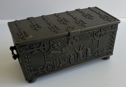 Arts and Crafts Danish strap hinged box - 1920s