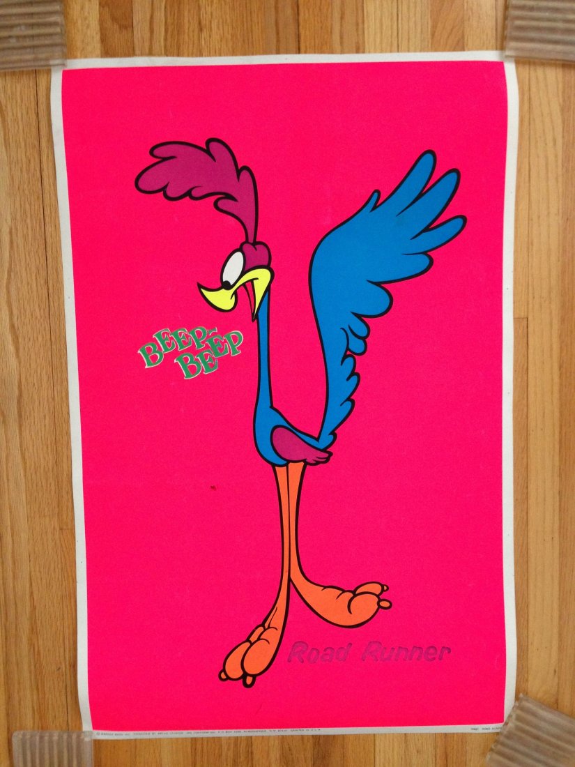 VINTAGE 70's BLACKLIGHT POSTER - ROAD RUNNER: VINTAGE 70's BLACK LIGHT POSTER - ROAD RUNNER About 21" x 32" Rare original. Small pinholes in corners. Warner Bros. Inc. by Artro Studios.
