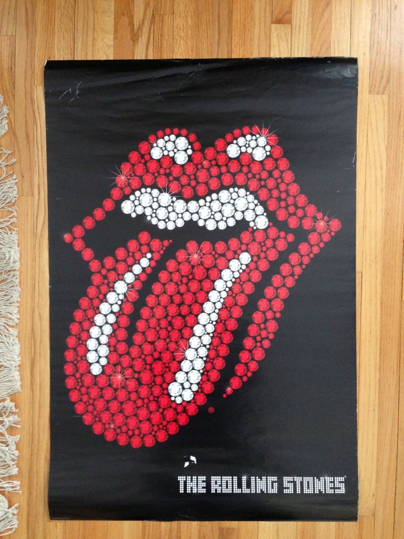 ROLLING STONES ICONIC TONGUE AND LIPS POSTER: ROLLING STONES ICONIC TONGUE AND LIPS POSTER Red and White Diamond images make up the Stones wildly popular iconic image. 24" x 36"