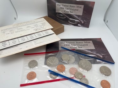1996 UNITED STATES MINT UNCIRCULATED COIN SET - W DIME - 2 SETS