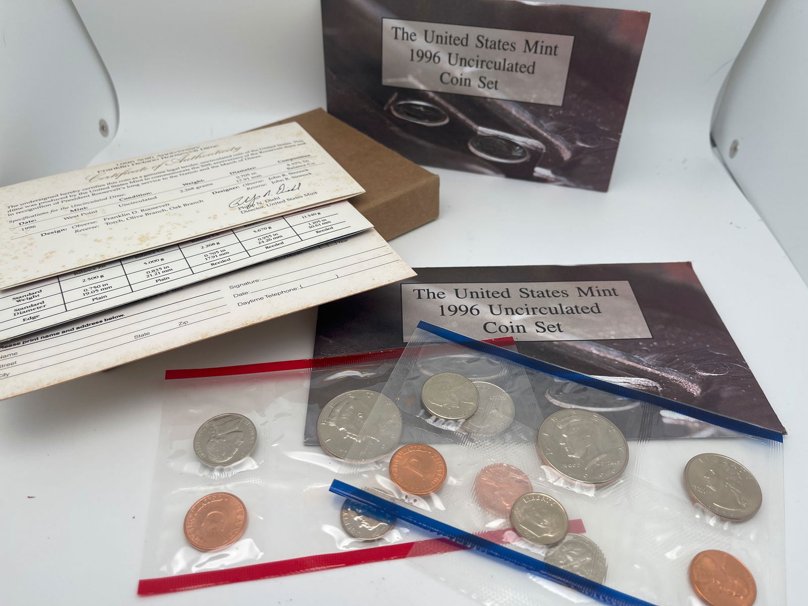 1996 UNITED STATES MINT UNCIRCULATED COIN SET - W DIME - 2 SETS (1 of 1)