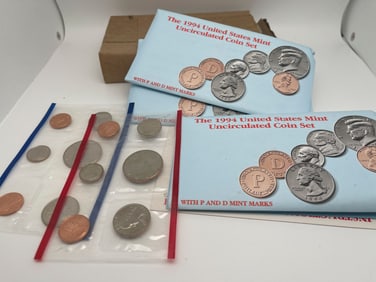 1994 UNITED STATES MINT UNCIRCULATED COIN SET - 3 TOTAL SETS WITH D & P MARKS