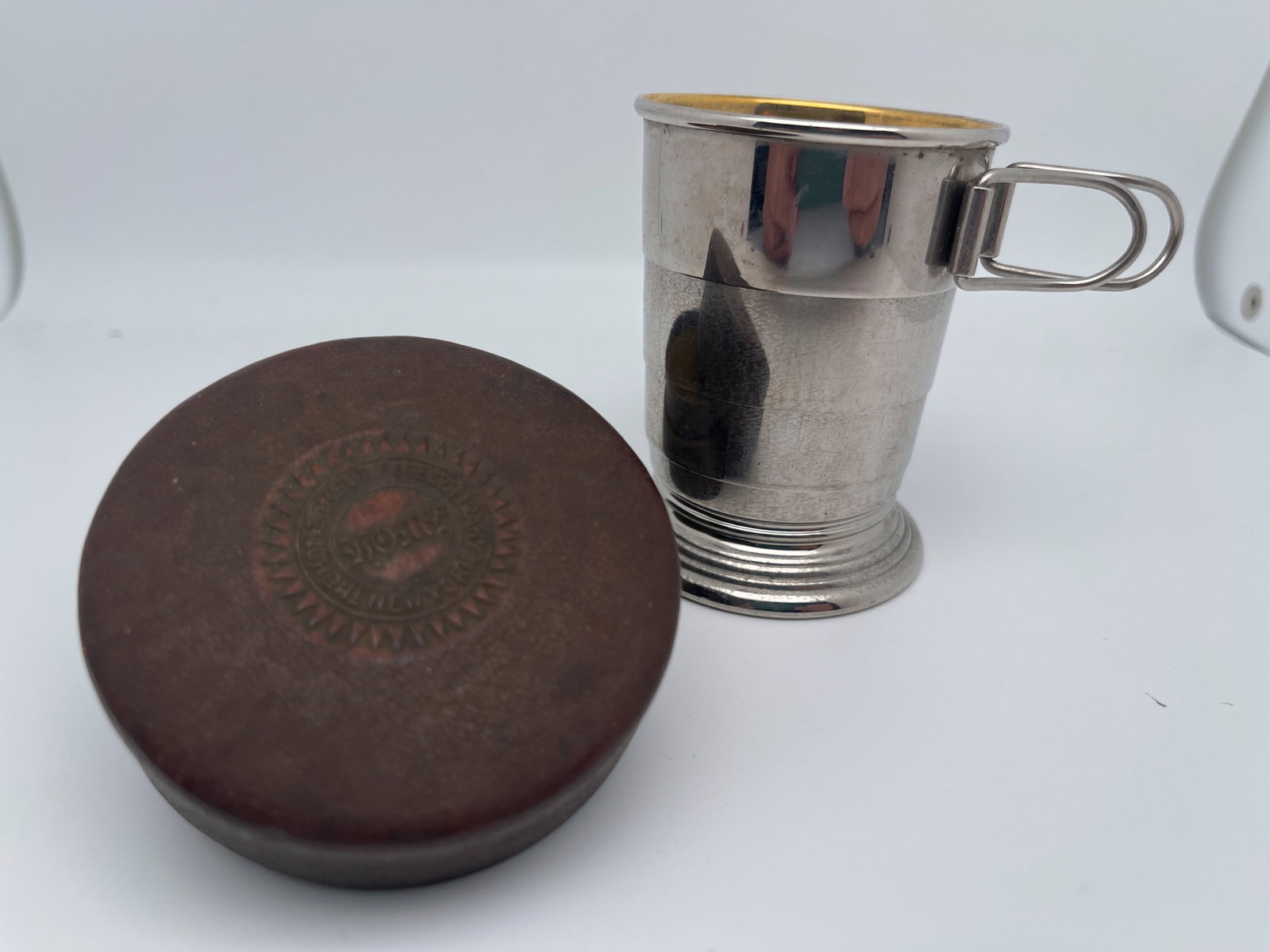 THE HOME INSURANCE COMPANY NEW YORK COLLAPSABLE TRAVEL CUP: THE HOME INSURANCE COMPANY NEW YORK COLLAPSABLE TRAVEL CUP