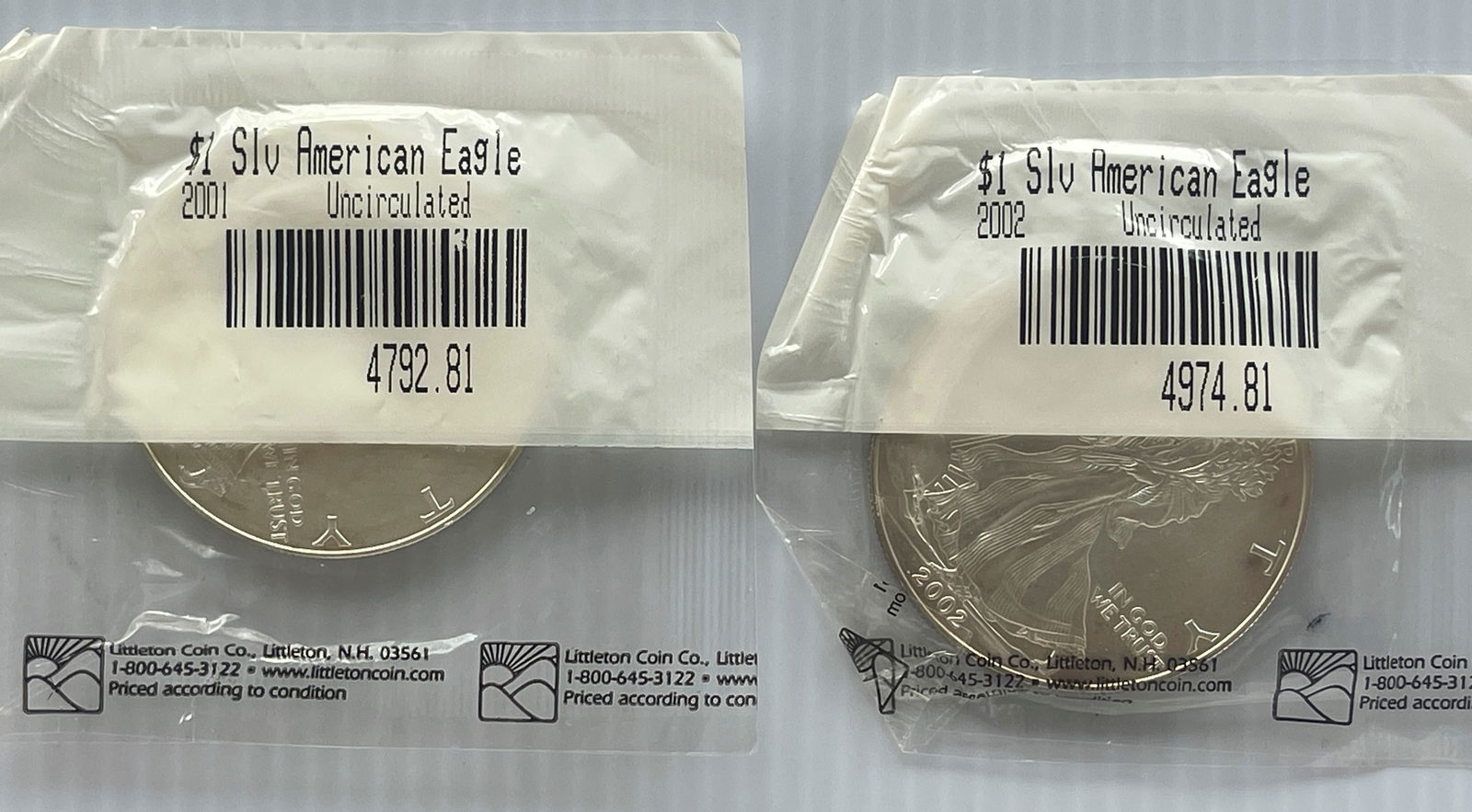 SET OF $1 SILVER AMERICAN EAGLE UNCIRCULATED MINT COINS - 2 items (1 of 2)