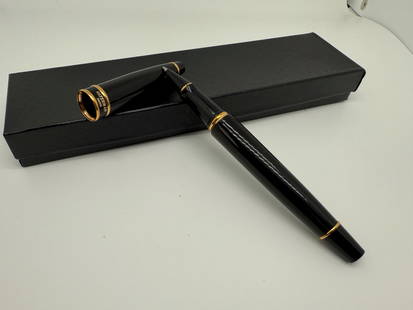 VINTAGE WATERMAN EXPERT II ROLLERBALL PEN: VINTAGE WATERMAN EXPERT II ROLLERBALL PEN. Waterman, France - they still make the Expert series, but this is an older edition with slightly different styling which is no longer made. Length 5-3/16" Fi