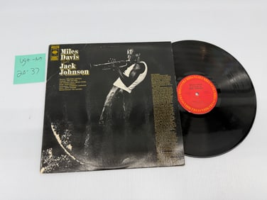 MILES DAVIS - A TRIBUTE TO JACK JOHNSON