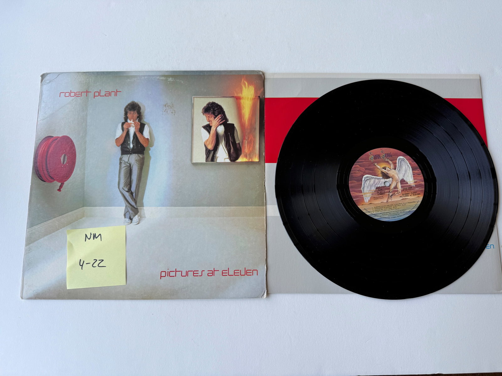 Robert Plant - Pictures At Eleven: Robert Plant - Pictures At Eleven. Swan Song - SS 8512