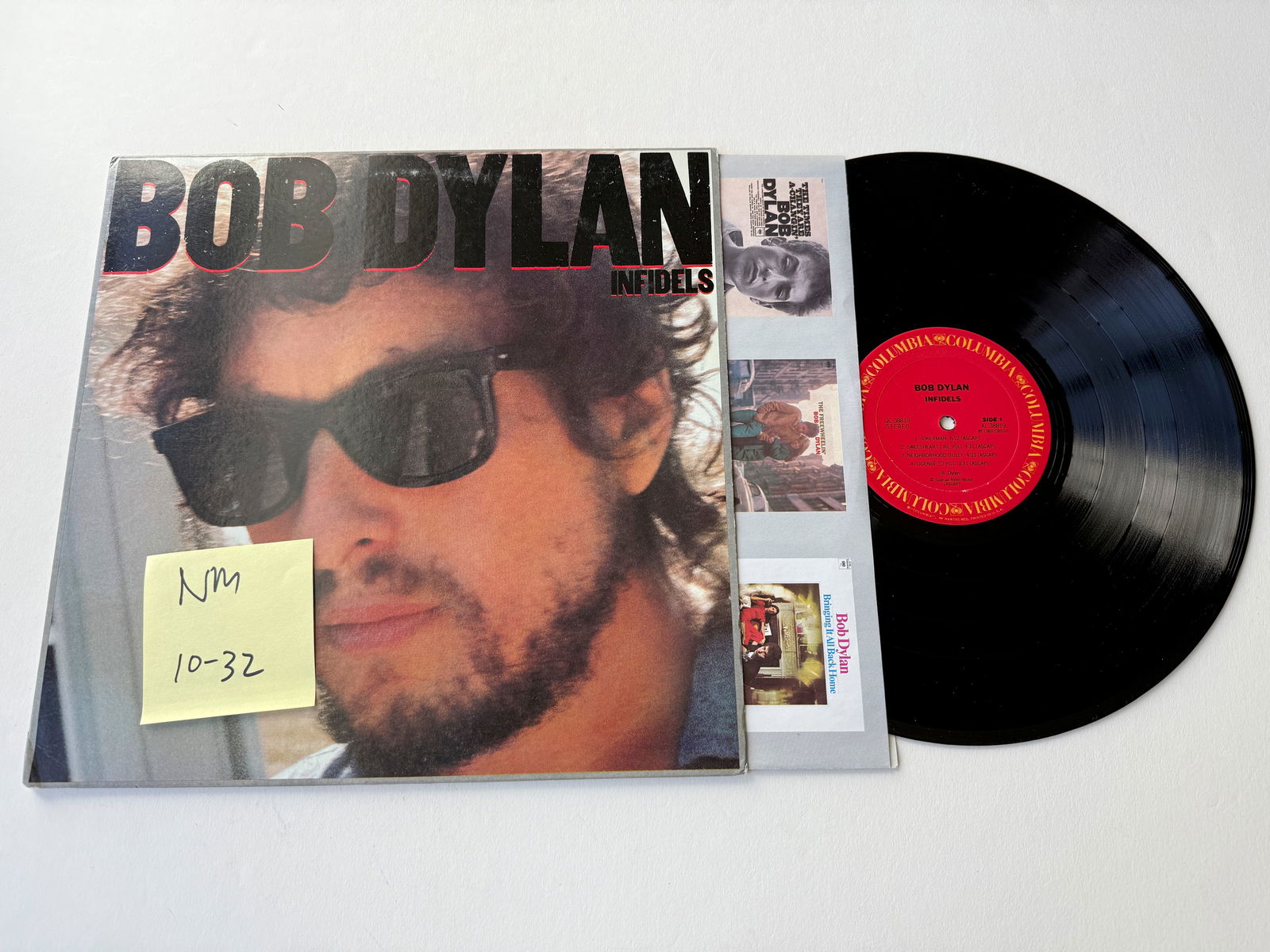 Bob Dylan - Infidels: Bob Dylan - Infidels. Columbia - QC 38819.