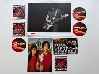 THE WHITE STRIPES