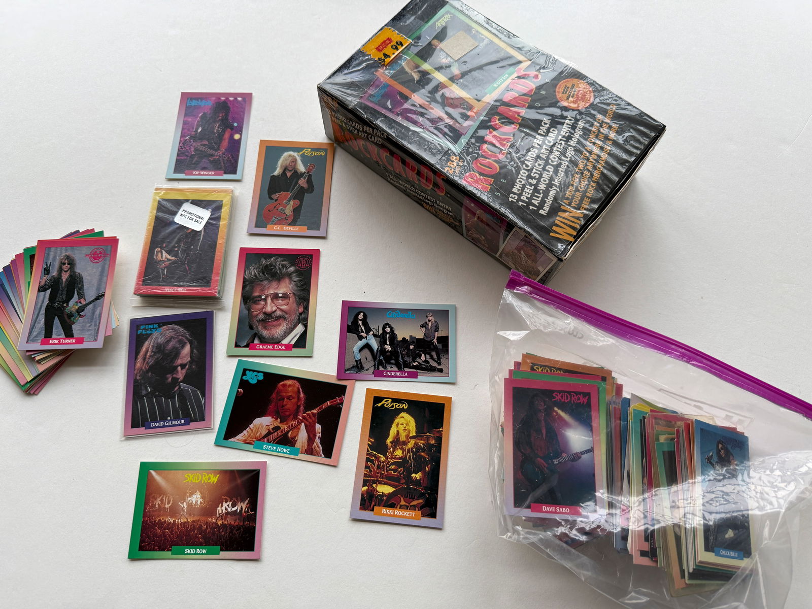 ROCK CARDS SERIES ONE BOX (1 of 3)