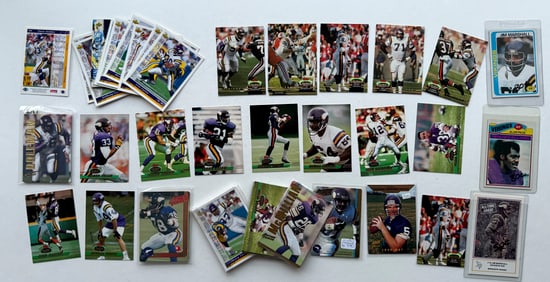 THE ULTIMATE MINNESOTA VIKINGS TRADING CARD SET