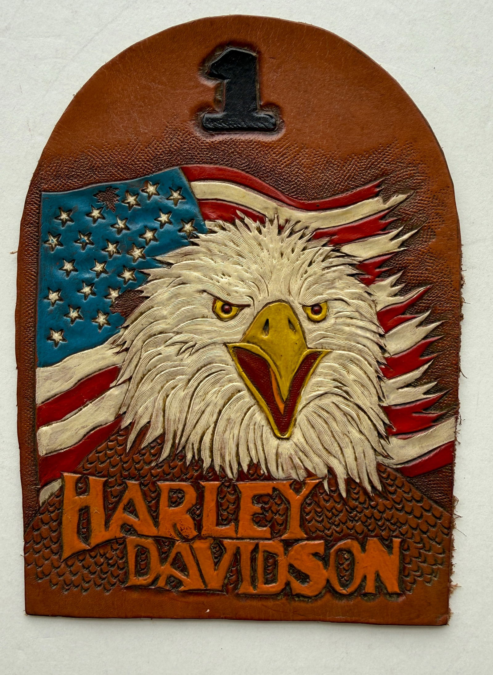 RARE HARLEY DAVIDSON MOTORCYCLE CLUB LEATHER PATCH (1 of 1)