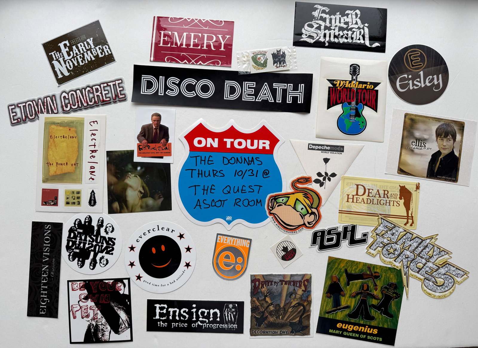 ROCK AND ROLL STICKER COLLECTION SET #6 - THE DONNAS, DEFTONES (1 of 1)