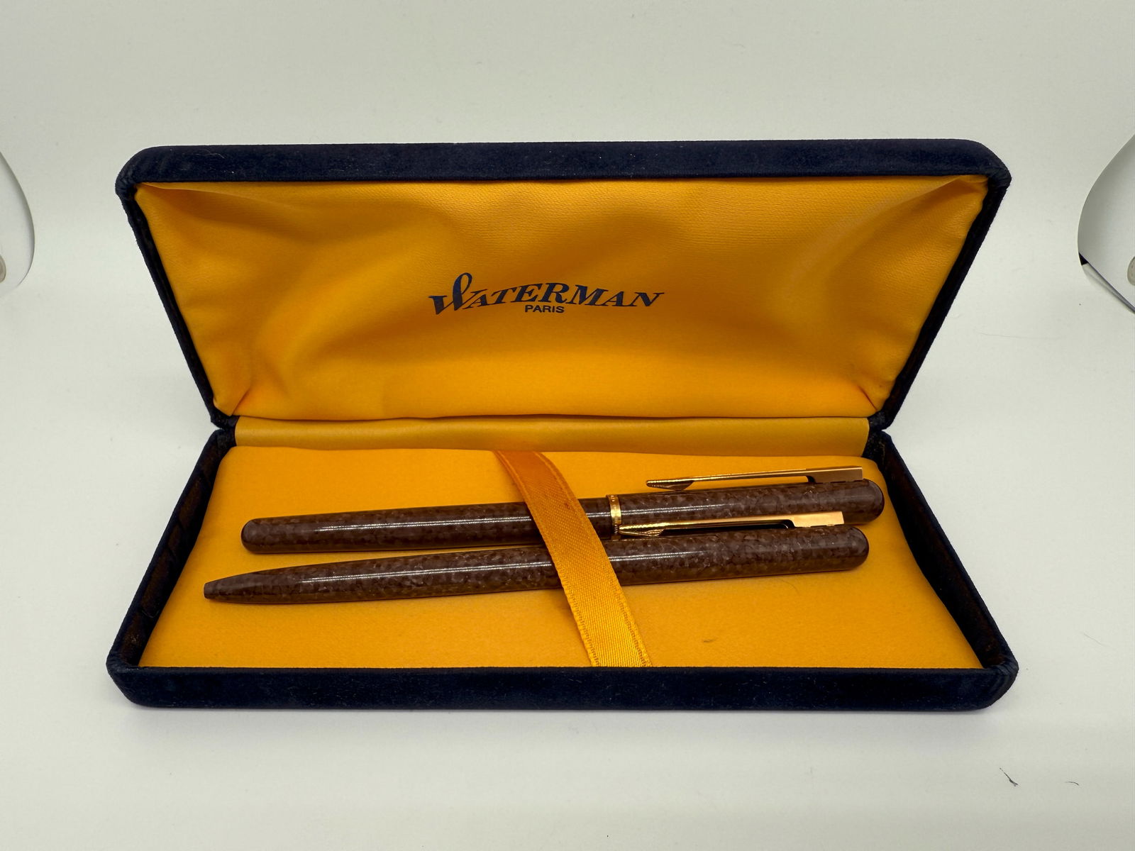 WATERMAN FOUNTAIN PEN & ROLLERBALL PEN SET WITH BOX - FINE NIB (1 of 2)