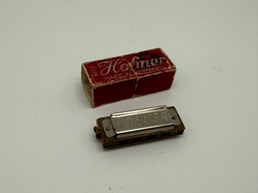 Vintage HOHNER Harmonica Little Lady model No. 39 w/ Box (Made in Germany)