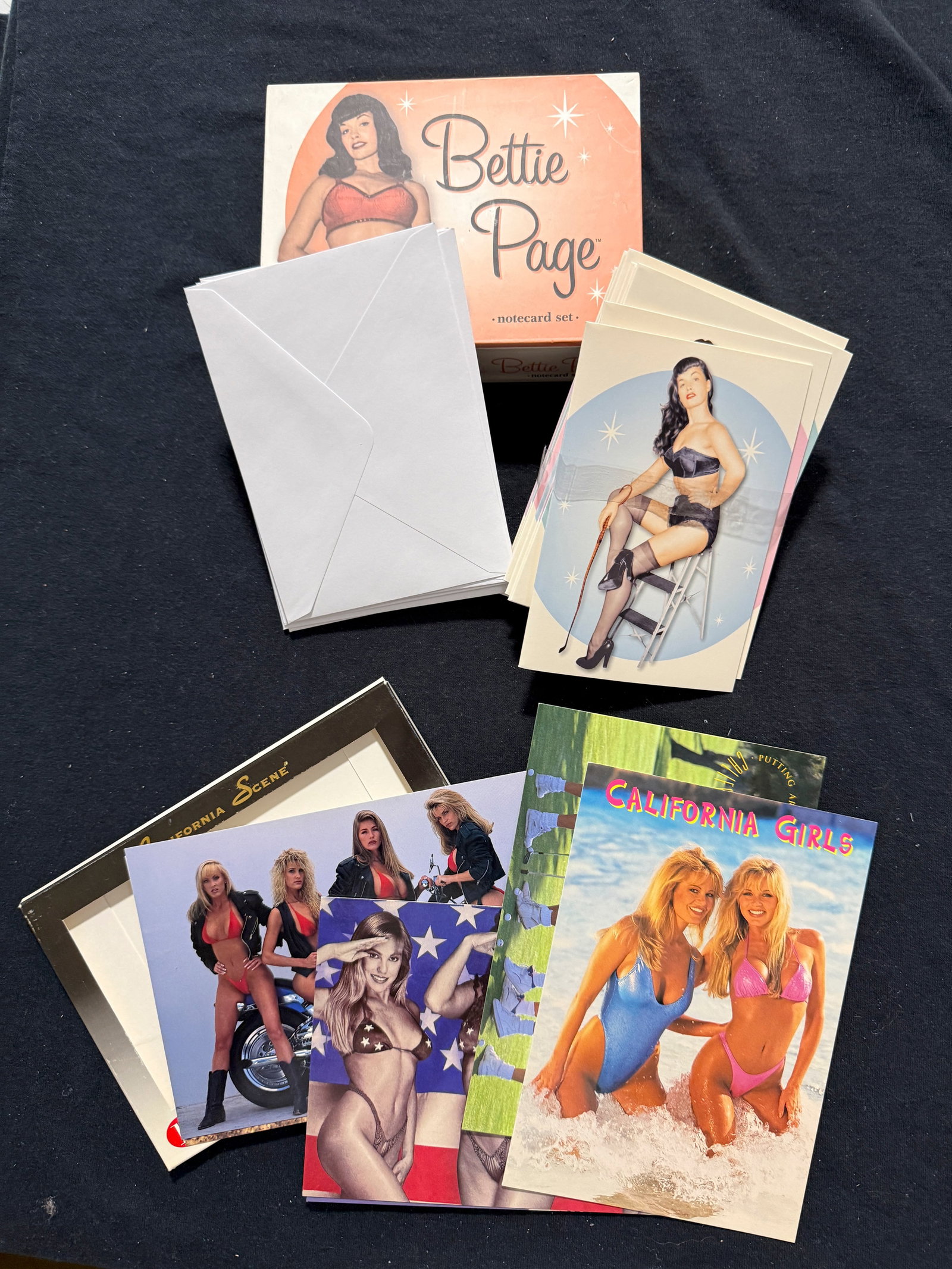 BETTI PAGE POSTCARD SET & CALIFORNIA SCENE ADULT POSTCARDS: BETTI PAGE POSTCARD SET & CALIFORNIA SCENE ADULT POSTCARDS