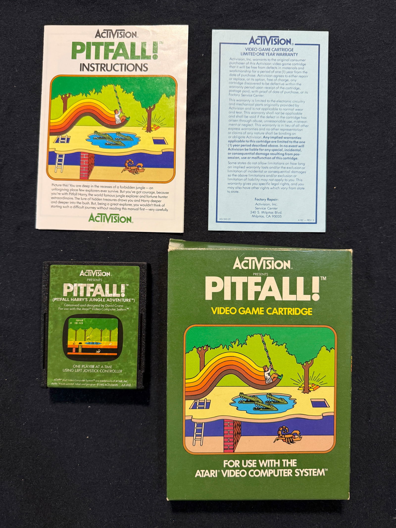 ACTIVISION PITFALL VINTAGE VIDEO GAME WITH BOX AND MANUALS: ACTIVISION PITFALL VINTAGE VIDEO GAME WITH BOX AND MANUALS 1982