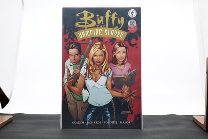 Buffy the Vampire Slayer with (COA) Golden Gold Foil - 1 of only 1500