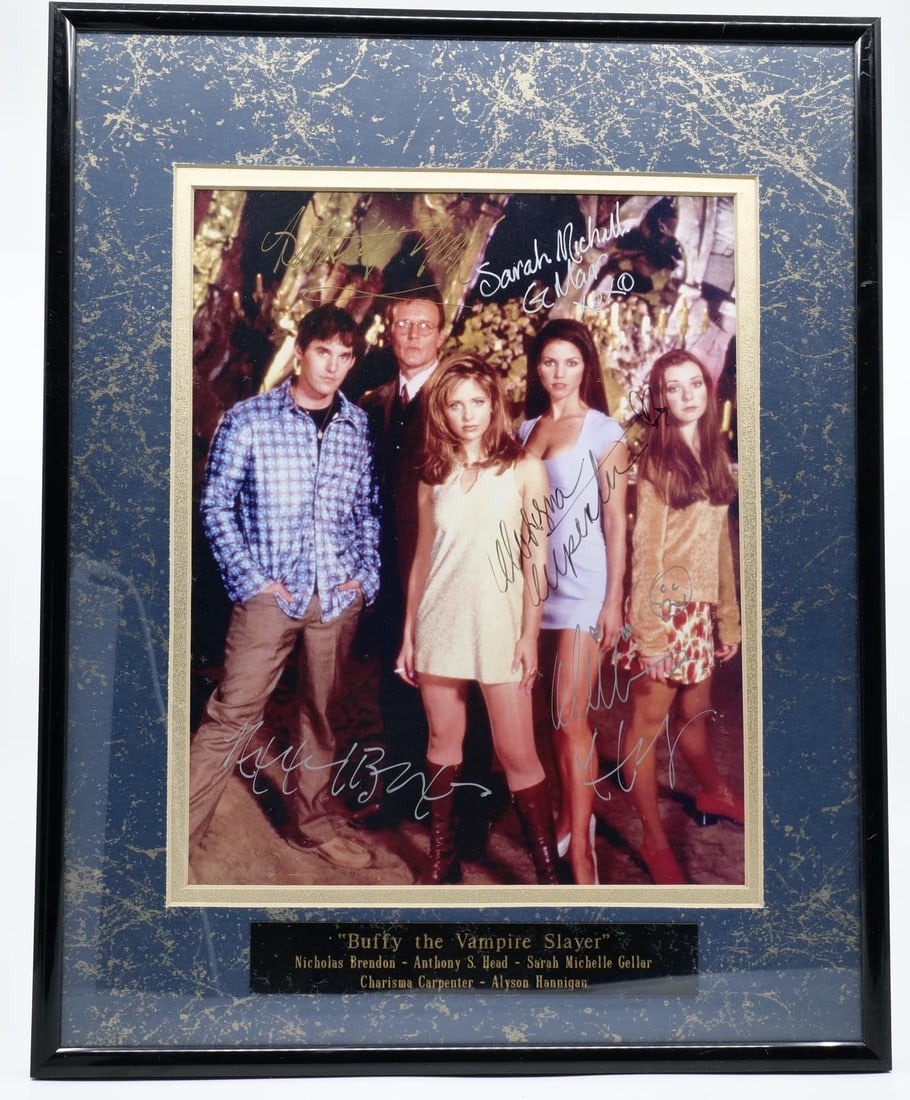 CAST SIGNED PHOTO - BUFFYVERSE - INCLUDING SARAH (1 of 3)