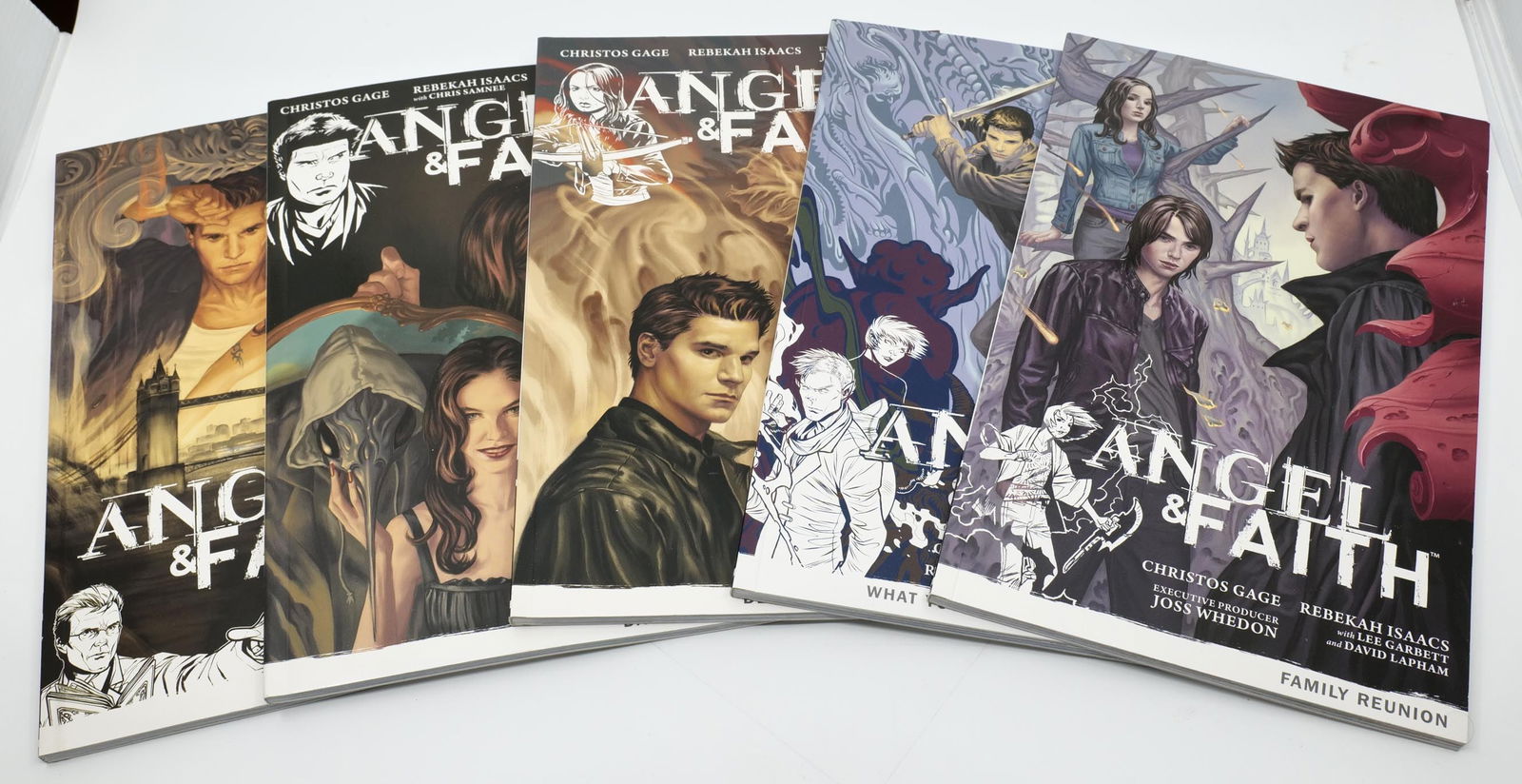 ANGEL & FAITH OMNIBUS VOL 1 - 5: ANGEL & FAITH OMNIBUS VOL 1 - 5