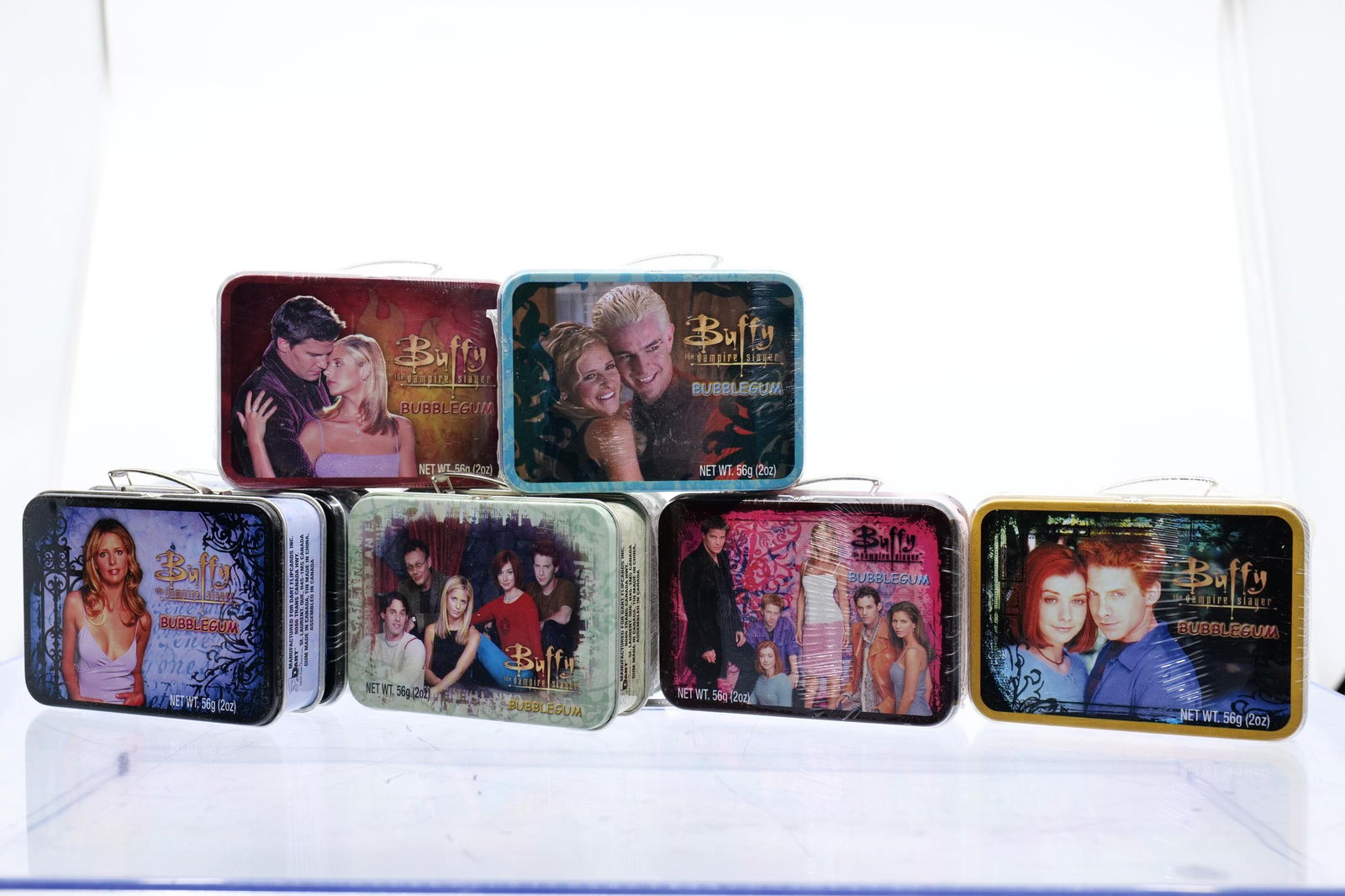 BUFFY - BUBBLE GUM SET: BUFFY - BUBBLE GUM SET. BUFFY THE VAMPIRE SLAYER MINI LUNCH BOX TIN WITH BUBBLE GUM SET OF 8 TINS. all from 2002.
