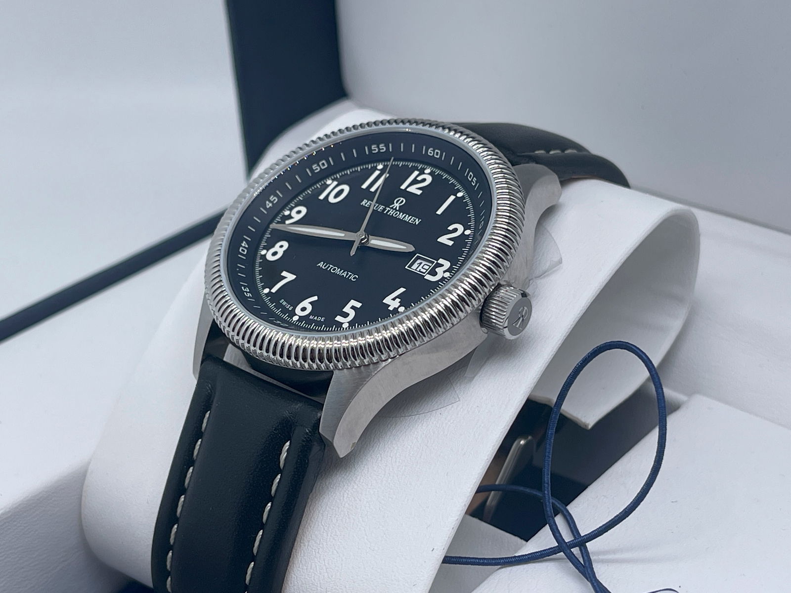 Revue Thommen Airspeed Vintage Men's Watch Model 17060.2524: Revue Thommen Airspeed Vintage Men's Watch Model 17060.2524Revue Thommen Airspeed Vintage Men's Watch Model 17060.2524. Revue Thommen was founded in 1853 by Gedeon Thommen and has since developed