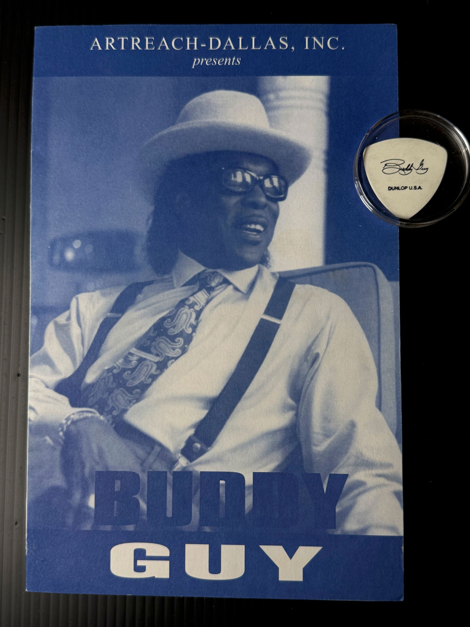 BUDDY GUY PROGRAM AND GUITAR PICK: BUDDY GUY PROGRAM AND GUITAR PICK