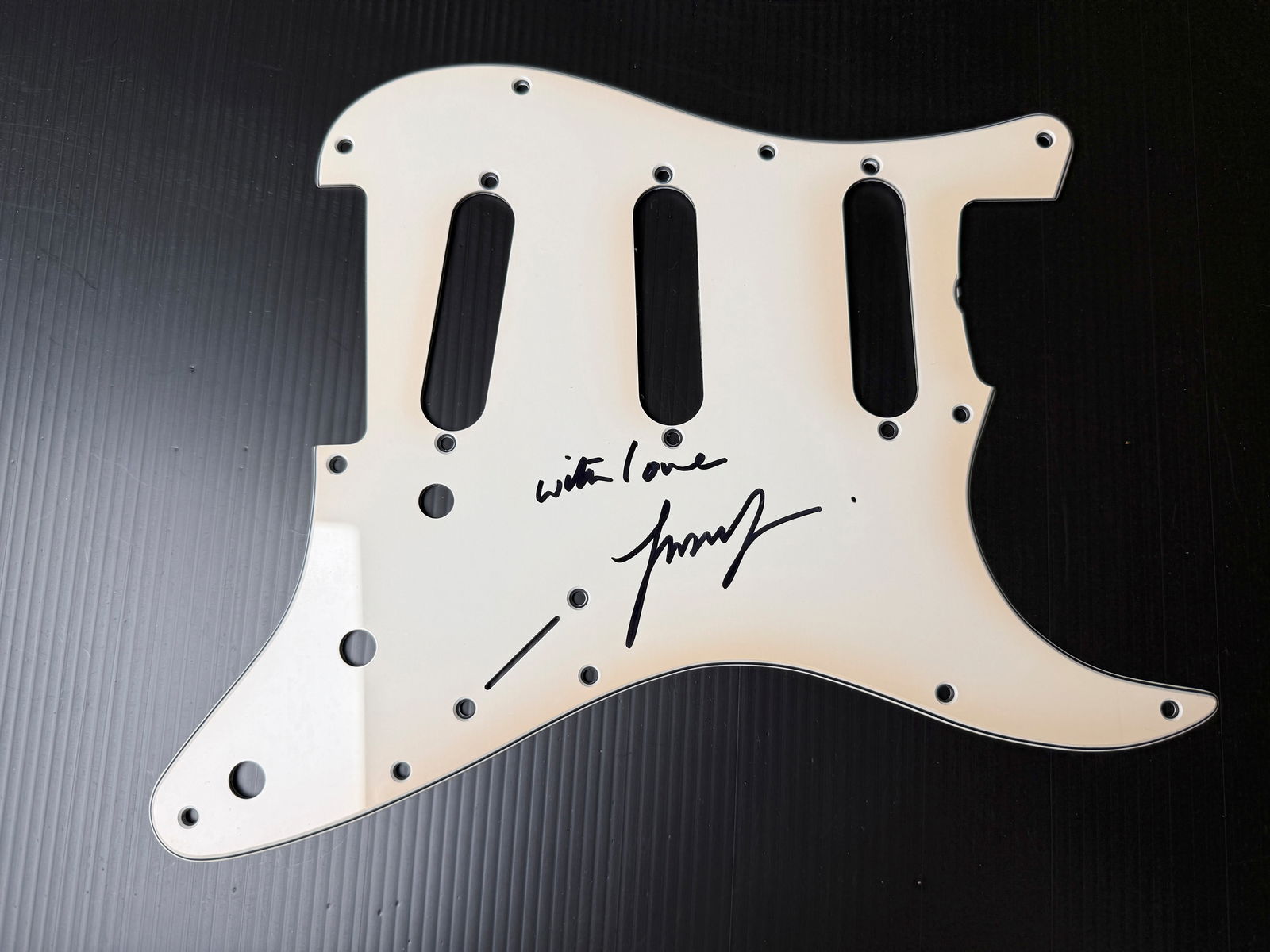 CAT STEVENS SIGNED FENDER STRAT PICK GUARD (1 of 2)